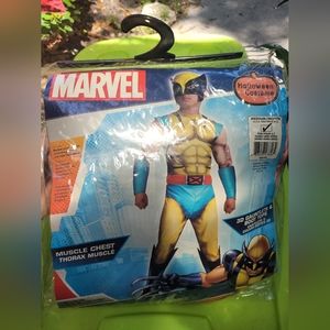 Wolverine kids costume size medium(8/10)